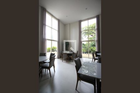 Apartamento à venda com 66m², 2 quartos e 1 vaga Apartamento à venda com 66m², 2 quartos e 1 vagaÁrea comum - Salão de festas