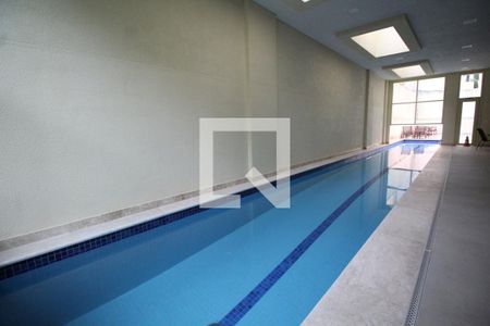 Apartamento à venda com 66m², 2 quartos e 1 vaga Apartamento à venda com 66m², 2 quartos e 1 vagaÁrea comum - Piscina