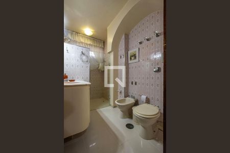 Apartamento à venda com 330m², 3 quartos e 5 vagasSuíte Americana - Banheiro