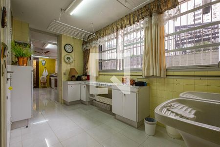 Apartamento à venda com 330m², 3 quartos e 5 vagasÁrea de Serviço