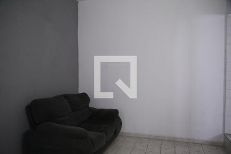Sala de casa para alugar com 1 quarto, 40m² em Vila Mangalot, São Paulo