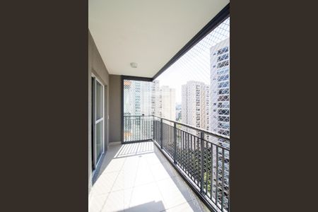 Sacada da Sala de apartamento à venda com 2 quartos, 75m² em Picanço, Guarulhos