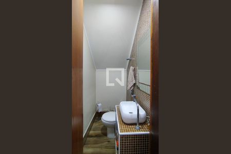 Casa à venda com 240m², 2 quartos e 3 vagasLavabo