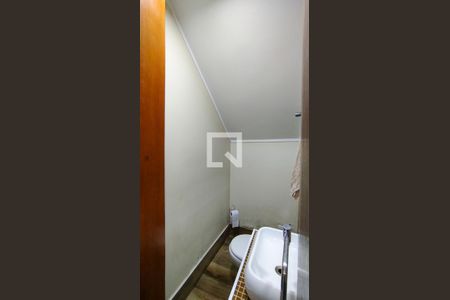 Casa à venda com 240m², 2 quartos e 3 vagasLavabo