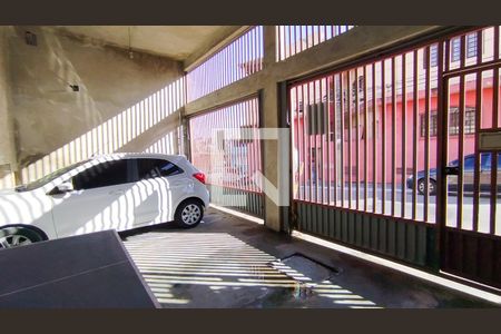 Casa à venda com 240m², 2 quartos e 3 vagasGaragem