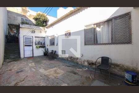 Casa à venda com 240m², 2 quartos e 3 vagasQuintal