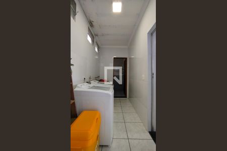 Casa à venda com 240m², 2 quartos e 3 vagasÁrea de Serviço