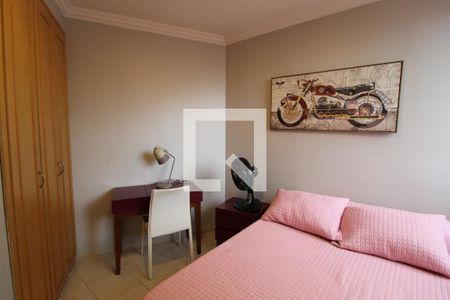 Apartamento à venda com 37m², 1 quarto e 1 vagaQuarto