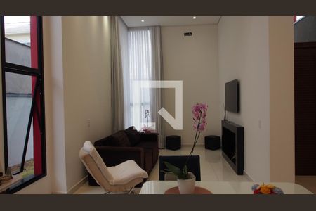 Sala de casa de condomínio à venda com 4 quartos, 267m² em Vale Azul, Jundiaí