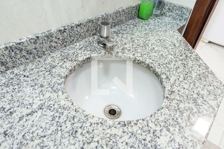 Lavabo de casa de condomínio à venda com 3 quartos, 166m² em Bairro dos Casa, São Bernardo do Campo