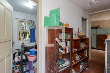 Casa à venda com 300m², 3 quartos e 3 vagasQuarto e Banheiro de Servoço