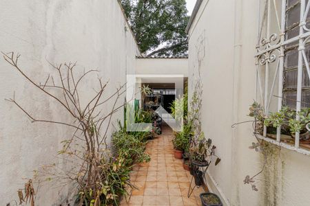 Casa à venda com 300m², 3 quartos e 3 vagasCorredor