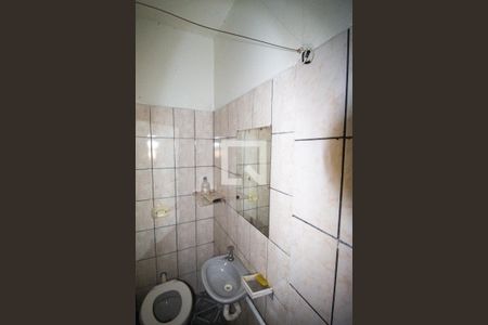 Banheiro de casa para alugar com 1 quarto, 32m² em Jardim Matarazzo, São Paulo