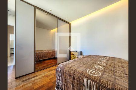 Apartamento à venda com 238m², 4 quartos e 4 vagasQuarto 4
