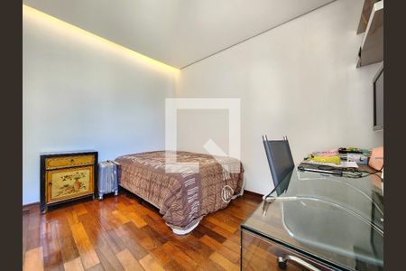 Apartamento à venda com 238m², 4 quartos e 4 vagasQuarto 4