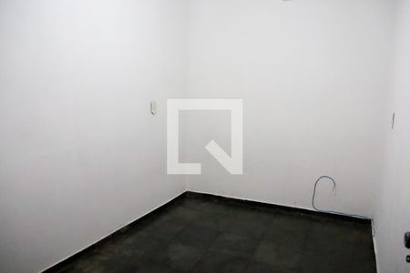 Sala 1 de casa para alugar com 2 quartos, 15m² em Veloso, Osasco