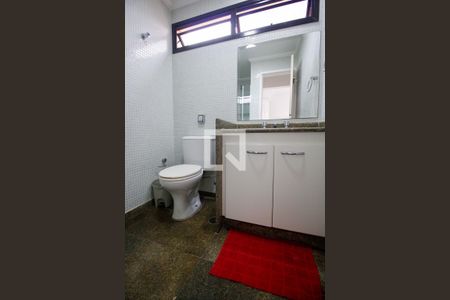 Banheiro de apartamento para alugar com 1 quarto, 34m² em Paraíso do Morumbi, São Paulo
