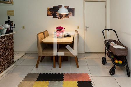 Sala estar/jantar de apartamento à venda com 2 quartos, 52m² em Taquara, Rio de Janeiro