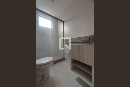 Apartamento à venda com 76m², 2 quartos e 1 vagaBanheiro 