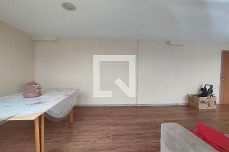 Apartamento à venda com 76m², 2 quartos e 1 vagaÁrea comum