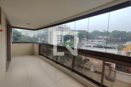 Apartamento à venda com 76m², 2 quartos e 1 vagaVaranda