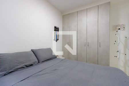 Quarto 1 de apartamento para alugar com 2 quartos, 49m² em Vila Nivi, São Paulo