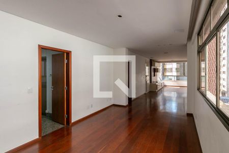 Apartamento para alugar com 4 quartos, 170m² em Barro Preto, Belo Horizonte