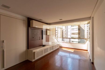 Apartamento para alugar com 170m², 4 quartos e 3 vagasSala