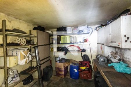 Casa à venda com 254m², 6 quartos e 5 vagas Casa à venda com 254m², 6 quartos e 5 vagasCasa 1 Quarto de serviço