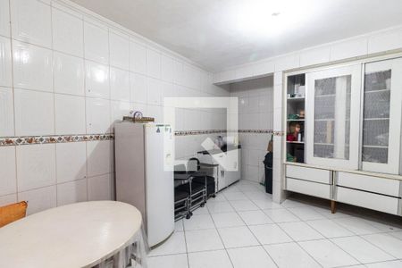 Casa à venda com 254m², 6 quartos e 5 vagas Casa à venda com 254m², 6 quartos e 5 vagasCasa 2 Cozinha