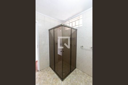 Casa à venda com 254m², 6 quartos e 5 vagas Casa à venda com 254m², 6 quartos e 5 vagasCasa 2 Banheiro