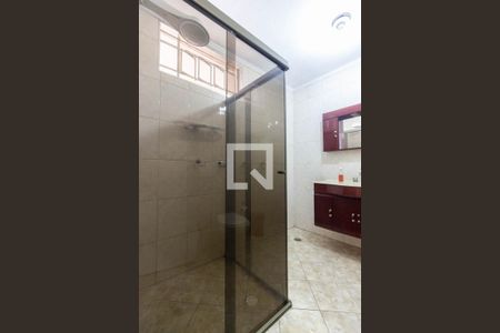 Casa à venda com 254m², 6 quartos e 5 vagas Casa à venda com 254m², 6 quartos e 5 vagasCasa 2 Banheiro