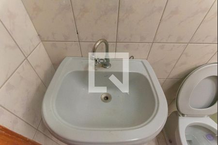 Casa à venda com 120m², 3 quartos e 1 vaga Casa à venda com 120m², 3 quartos e 1 vagaBanheiro