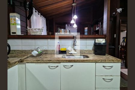 Casa para alugar com 360m², 3 quartos e 1 vagaCozinha