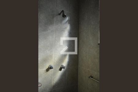 Apartamento à venda com 77m², 2 quartos e sem vagaBanheiro