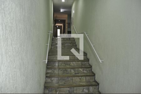 Apartamento à venda com 77m², 2 quartos e sem vagaÁrea comum