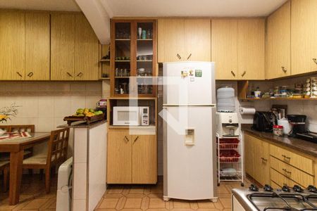 Casa à venda com 230m², 3 quartos e 2 vagasCozinha