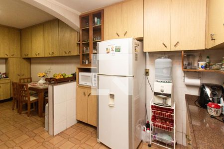 Casa à venda com 230m², 3 quartos e 2 vagasCozinha