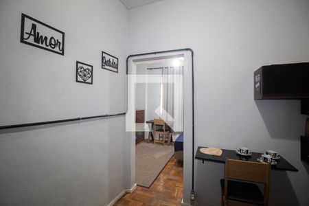 Cozinha de apartamento para alugar com 1 quarto, 28m² em Copacabana, Rio de Janeiro