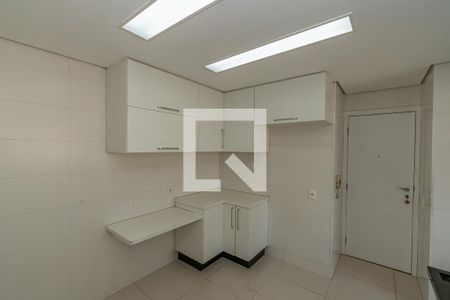 Cozinha de apartamento para alugar com 3 quartos, 116m² em Centro, Campinas