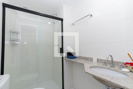 Banheiro de kitnet/studio para alugar com 1 quarto, 40m² em Vila Camargos, Guarulhos