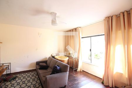 Sala  de casa para alugar com 4 quartos, 250m² em Rudge Ramos, São Bernardo do Campo
