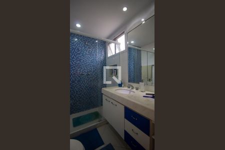 Casa de condomínio à venda com 201m², 3 quartos e 2 vagasBanheiro da Suíte 1