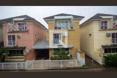 Casa de condomínio à venda com 201m², 3 quartos e 2 vagasVista da Suíte 2