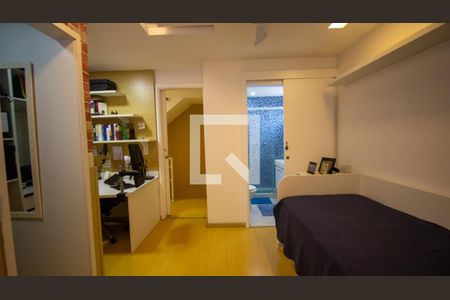 Casa de condomínio à venda com 201m², 3 quartos e 2 vagasSuíte 1