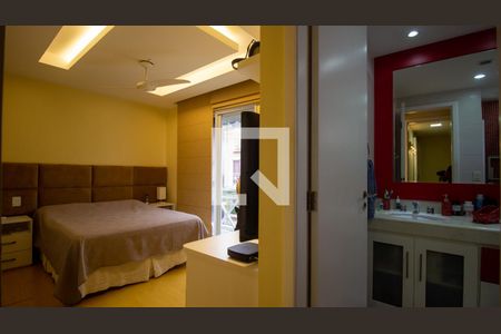 Casa de condomínio à venda com 201m², 3 quartos e 2 vagasSuíte 2