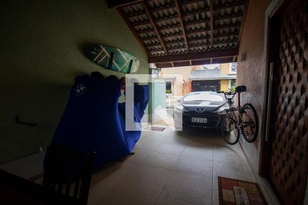 Casa de condomínio à venda com 201m², 3 quartos e 2 vagasGaragem
