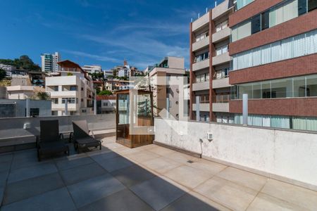 Apartamento para alugar com 240m², 4 quartos e 1 vaga Apartamento para alugar com 240m², 4 quartos e 1 vagaCobertura