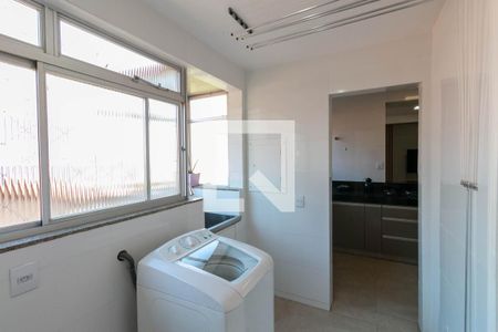 Apartamento para alugar com 240m², 4 quartos e 1 vaga Apartamento para alugar com 240m², 4 quartos e 1 vagaÁrea de Serviço