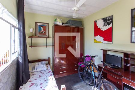 Casa à venda com 150m², 3 quartos e 2 vagasQuarto de Serviço